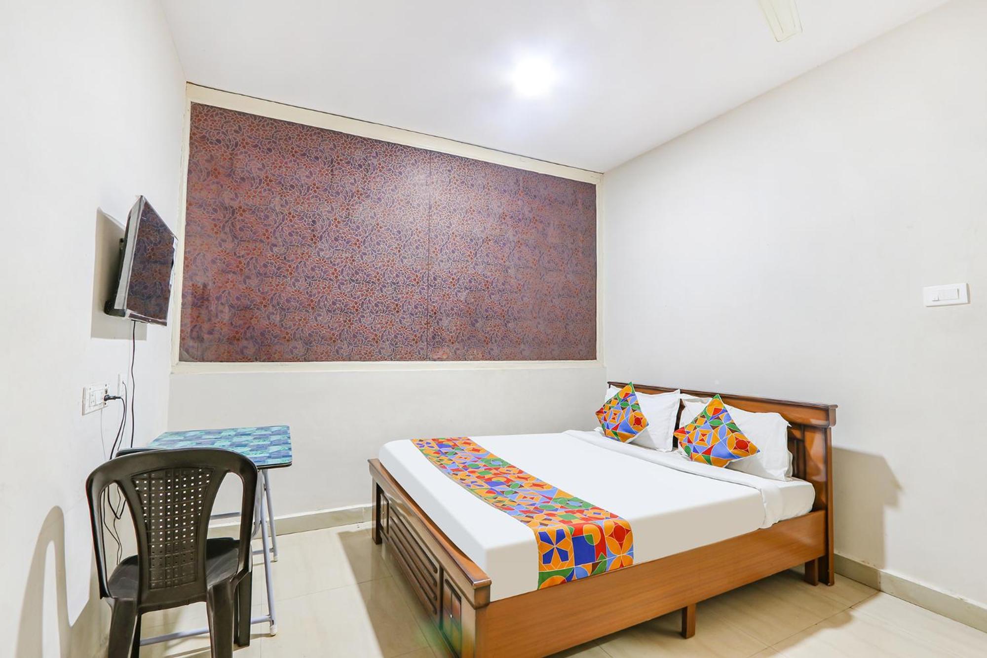 Fabexpress Korner Inn - Sivaji Park Visakhapatnam Exterior photo